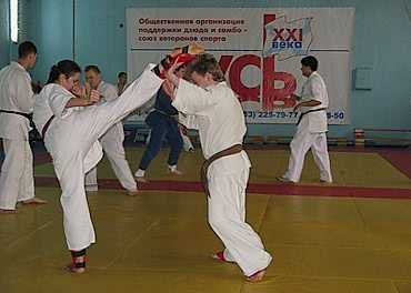 2007, Май. Федерация БУДОКАЙ. Семинар в Руси - Клуб единоборств БЕЛЫЕ ТИГРЫ, Астана - ММА, бразильское джиу-джитсу, кикбоксинг, каратэ: тренировки для взрослых и детей