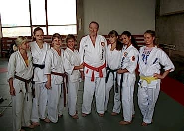 2007, Октябрь. Федерация БУДОКАЙ. Кэйхо Йон Блюминг - Клуб единоборств БЕЛЫЕ ТИГРЫ, Астана - ММА, бразильское джиу-джитсу, кикбоксинг, каратэ: тренировки для взрослых и детей